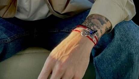 Bileklikte bulunan ay yldz ve nazar boncuu detay gzlerden kamad. Arjantinli futbolcuya beeni ve yorum yad.