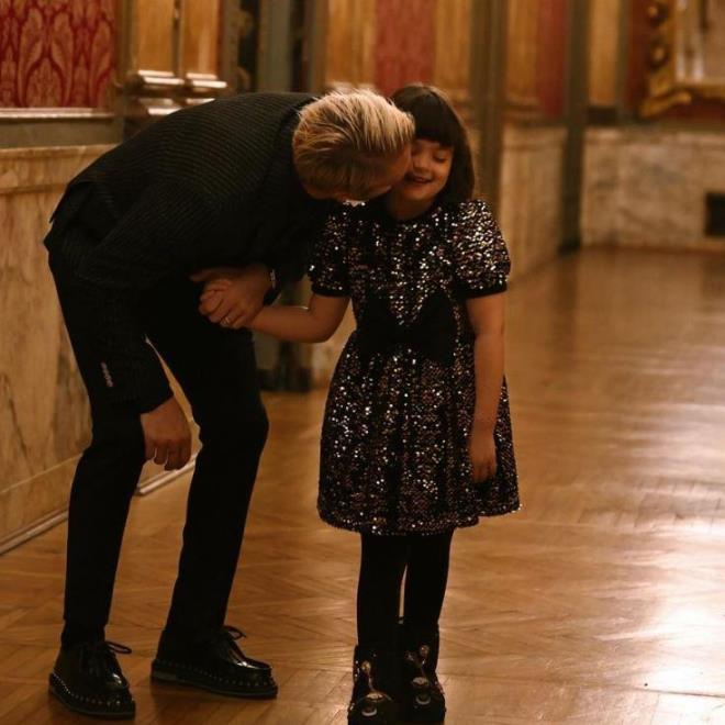 te, nl oyuncunun paylat karelerden geriye kalanlar...