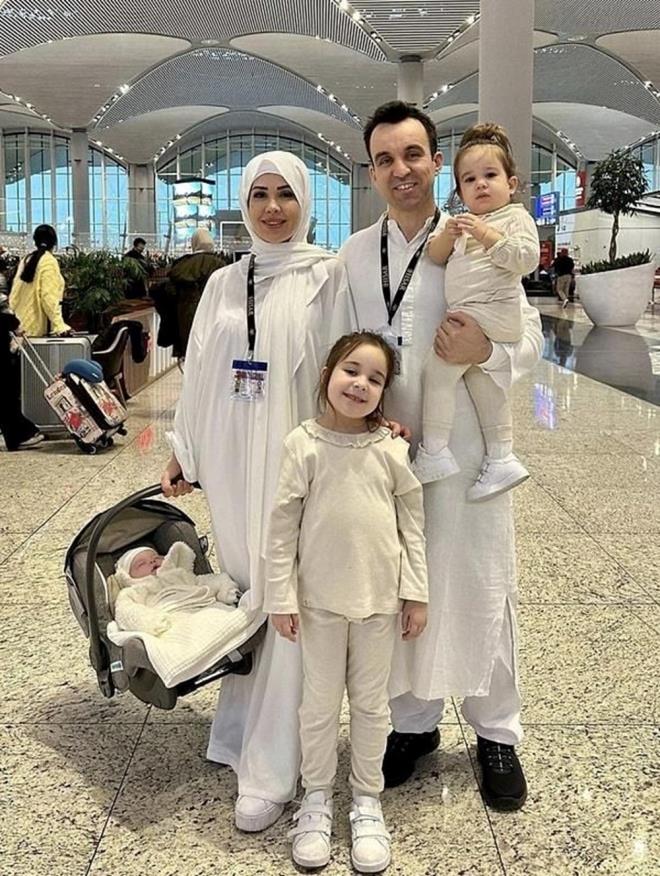 Mali Sularla Mcadele ube Mdrlne farkl tarihlerde yaplan ihbarlar zerine yaplan aratrma sonucunda 24 Kasm 2023 tarihinde Tayyar Taylan z ve zlem z hakknda "resmi belgede sahtecilik", "su ilemek amacyla rgt kurma", "malvarl deerlerinin gayrimeru kaynan gizlemek" ve "vergi usul kanununa muhalefet" sularndan Anadolu Cumhuriyet Basavcl tarafndan soruturma balatld.    Kurduklar irket yoluyla eitli kremler ve takviye gdalar da satan z ifti, salk beyanndan 340 bin lira para cezasna arptrlmlard.