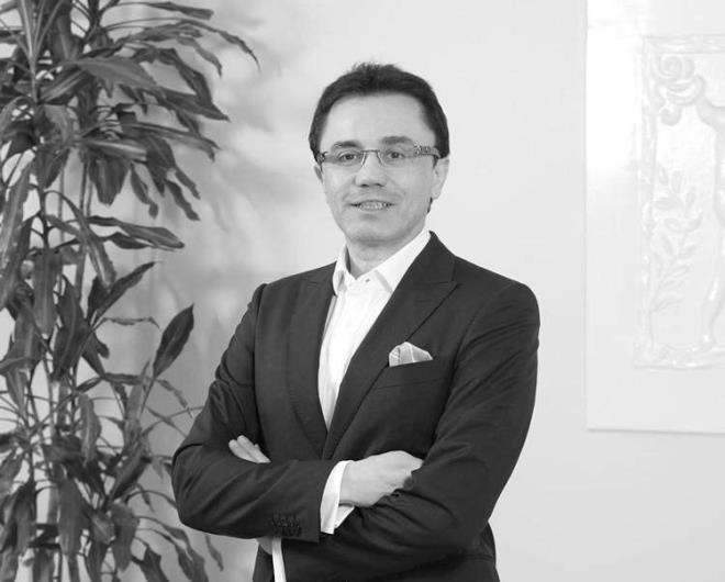 Mahkemenin kararna gre Benan Sara'n 1 ay sreyle ei Ender Sara'a ynelik iddet tehdidi, hakaret, aalama veya kk drmeyi ieren sz ve davranlarda bulunmamasna, iletiim aralaryla rahatsz etmemesine ve bulunduu konuta veya iyerine yaklamamas uygun grld.