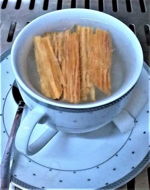 ra suyu, ierdii lif ile sindirim sistemini dzenler ve kabzlk gibi sorunlar nler.    ra suyu, ierdii potasyum ile kan basncn dengeler ve kalp saln destekler.    ra suyu, ierdii antioksidanlar ile vcudu toksinlerden arndrr ve kansere kar koruyucu etki gsterir.