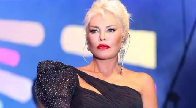 Kadroya dahil olan sesi ve baarl arklaryla yllara damga vuran Ajda Pekkan oldu.