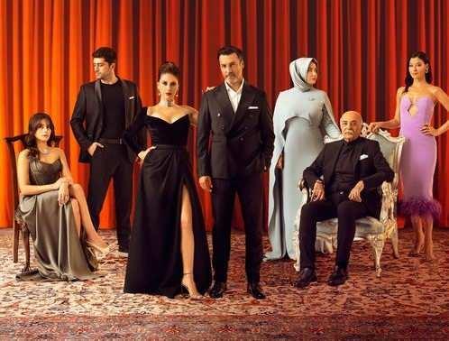 Yaynland gnden beri dikkat eken Kzlck ereti, konusu ve gl oyuncu kadrosuyla izleyicileri ekranlara kilitliyor.