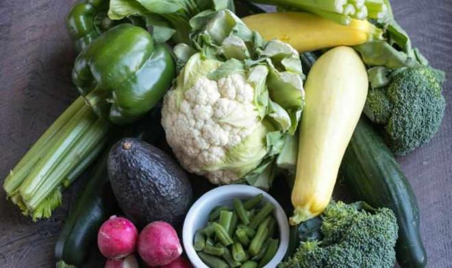 Son yllarda yaplan 5 almaya gre; "Niastal olmayan sebzelerin tketimi, daha dk karacier ya birikimi ile ilikilidir ve koyu yeil veya parlak turuncu/sar sebze alm, daha dk i organ ya ve gelimi inslin duyarll ile ilikilidir."