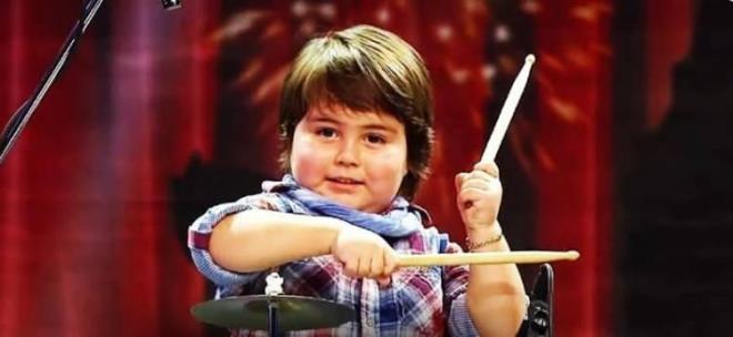 Yetenek Sizsiniz Trkiye yarmasyla tannan Baha Bayrl, o dnem olduka ilgi oda olmutu. Yetenek Sizsiniz Trkiye'den sonra sadece bir defa Gldy Gldy Show ocuk programnda grlen Baha Bayrdr, deiimi ile gndem oldu.