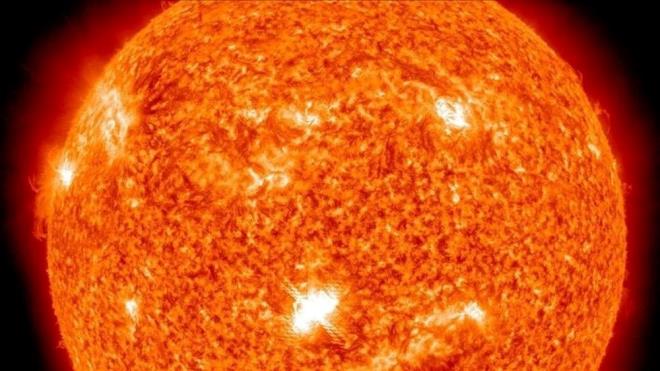 Bilim insanlar, bu tehlikenin demiryolu sinyallerinin bozulmasna neden olabilecei ve bunun da tren kazalarna yol aabilecei konusunda uyard.