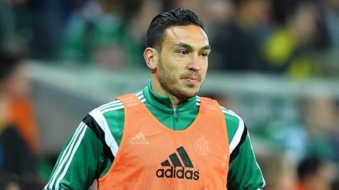 Kariyerini noktalama karar aldktan sonra kendisinden ayrlma karar aldn syleyen Erdin, "Kariyerimin banda benimle evlenen ve kariyerime son verdiim gnn ertesi benden ayrlma karar alan, bugne kadar ok sevdiim eim? Para hibir zaman ok deer verdiim bir ey olmad. ocuklarm ve anneleri hibir zaman yokluk grmediler ve bundan sonra da grmeyecekler nk benim deerlerim byle ve zerime den sorumluluklar yerine getirmeye devam edeceim. Para nemsiz benim iin." eklinde paylamlarna devam etti.