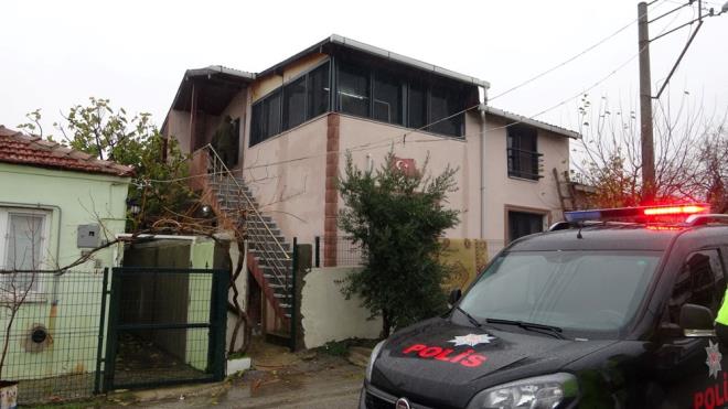 Kean Belediyesi Veteriner leri Mdrl personeli ise kpei alp barnaa gtrd.