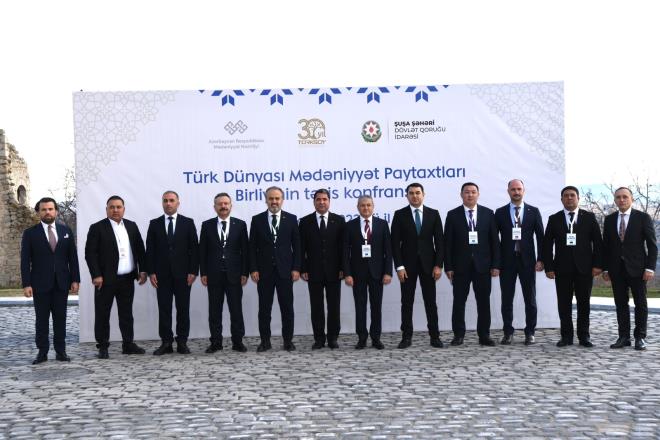 Azerbaycan?n ua ehrinde yaplan 2023 Trk Dnyas Kltr Bakenti kapan programnda, Trk Dnyas Kltr Bakentleri Birlii'nin (TRKBR) kurulmasna karar verilirken, birlik bakanlna oy birliiyle Bursa Bykehir Belediye Bakan Alinur Akta getirildi.