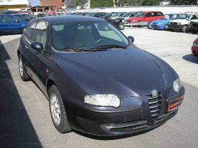 <p><b>Alfa Romeo 147 1.6 TS Distinctive 2004</b></p>  Fiyat aral:15 000-23 000 TL