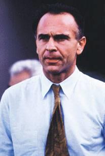 <p><b>Mehmet Nazif Gnal</b></p>  ODT inaat Mhendislii blm bitirdi.