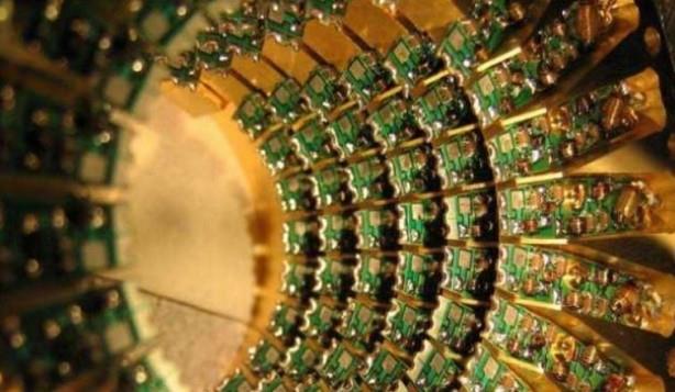 u an iin AB lkeleri, ABD ve in nemli kuantum teknolojileri gelitirme aamasnda. Teknoloji dnyasnda ise Google, Microsoft ve IBM kuantum konusunda nemli yatrmlara sahip.