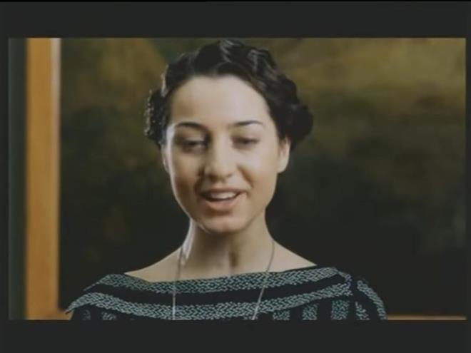 Trkiye'ye dndkten sonra tiyatro ve televizyon dizilerinde oyunculuk yapt.