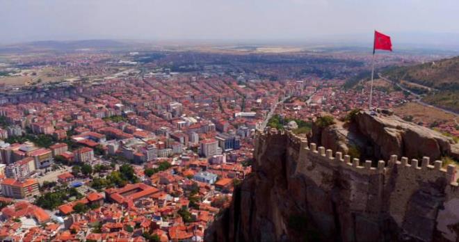 AFYONKARAHSAR    Kadnlarda ortalama yaam sresi: 81,7    Erkeklerde ortalama yaam sresi: 76,9    Ortalama: 79,3