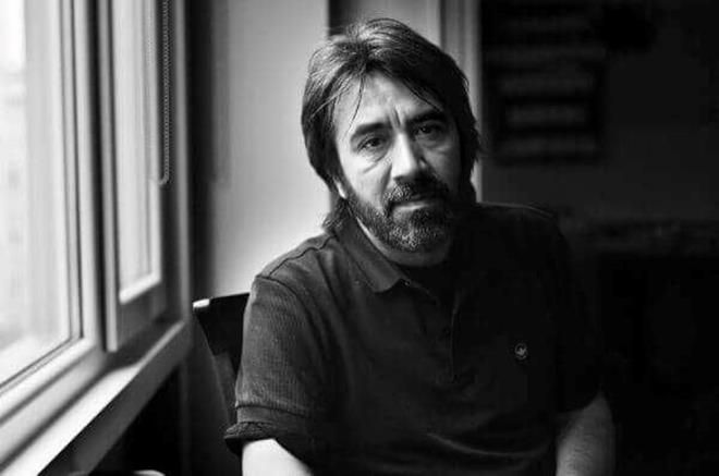 "MA ETMEM, AT AT SYLERM?    Demirkubuz dn akamki programda, Nuri Bilge Ceylan?n bu szlerine ? Maymun'u izlemedim. Adilik yapmasn. nk ben ima etmem, bir ey varsa at at sylerim? szleriyle cevap verdi.