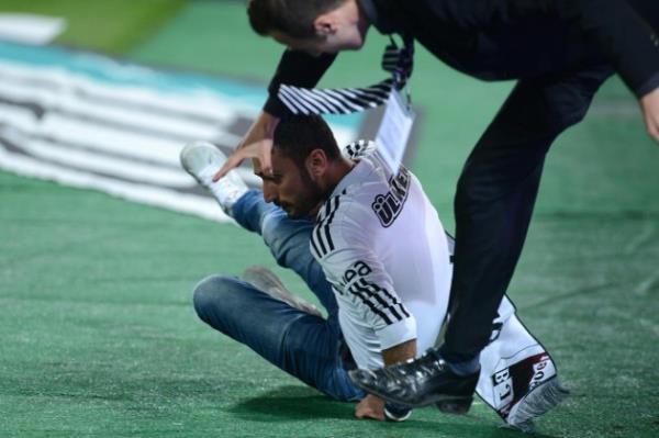 Gezi'yi bahane edip sahay bastlar