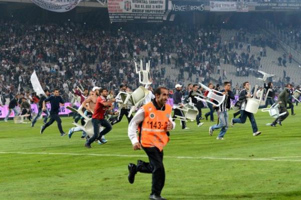 Gezi'yi bahane edip sahay bastlar