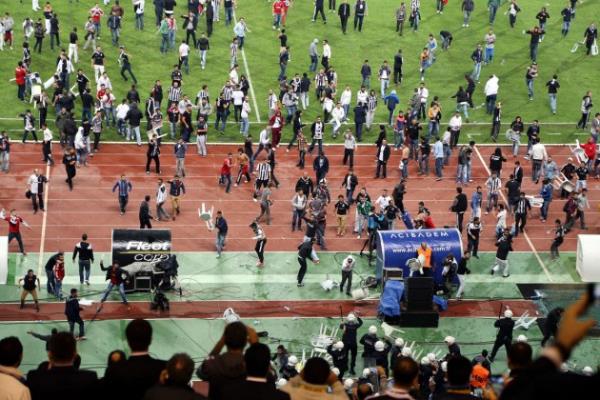 Gezi'yi bahane edip sahay bastlar