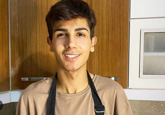 DEPREME TAHA DUYMAZ HAYATINI KAYBETT (17 UBAT)    Kahramanmara'n Pazarck ve Elbistan ilelerinde meydana gelen ve 10 ilimizde ykma neden olan depremlerde binlerce can kayb yaand. Hatay'da enkaz altnda kalanlardan biri olan sosyal medya fenomeni Taha Duymaz hayatn kaybetti.