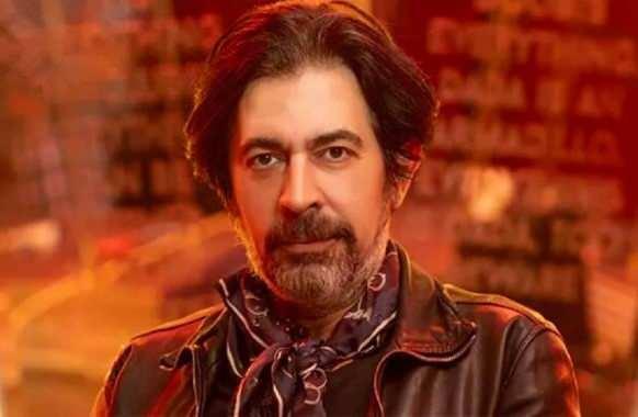 OKAN BAYLGEN'DEN GAZZE ARISI! (21 ARALIK)    Katld dl treninde konuan nl sinemac ve ovmen Okan Baylgen Gazze'deki duruma deinerek "Dnya seyirci kalyor. Hi gndemden drmemek lazm. Yaasn hayat! Yaasn ocuklar! Yaasn Filistin!" dedi.