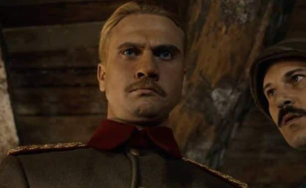 DSNEY PLUS'IN ATATRK DZSN YAYINLAMAMA KARARI ALDI! (1 AUSTOS)    Disney Plus platformu, Aras Bulut ynemli'nin barolnde yer ald 'Atatrk' dizisini yaynlamama karar ald.