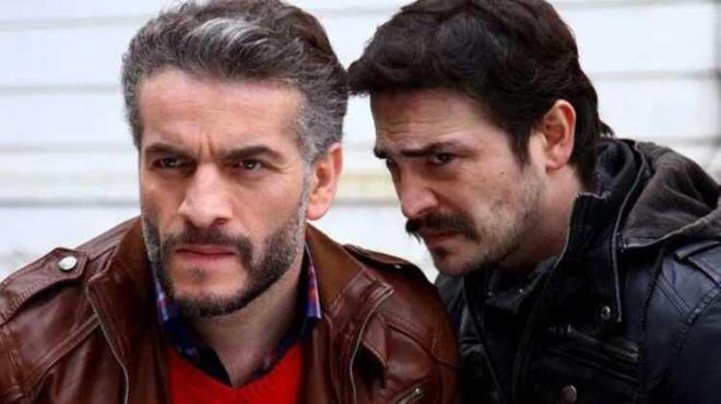 'BRBRMZE KIRGINIZ' DEMT    Ahmet Kural ise katld bir programda Murat Cemcir ile dost olduklarn vurgulad:    "Birbirimize uzun bir sredir krgnz. Niyesi de yok. Niyesinin her zaman bizde kalmasn isteriz. Birlikte ok gzel baarlara imza attk. Onun emei bende oktur, benim de emeim onda oktur. u an bir krgnlk dnemi geiriyoruz. Arkadalk ve dostluklar arasnda olur byle eyler?