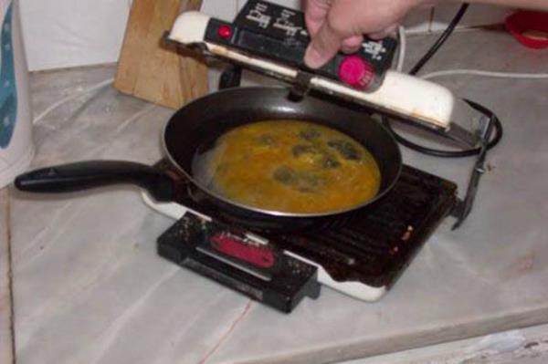 niversiteyi kazanmak herkesin hayali olabilir ama renci evinde yaamak bazen hayalden tesini gerektirir