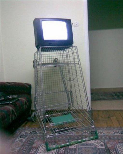 niversiteyi kazanmak herkesin hayali olabilir ama renci evinde yaamak bazen hayalden tesini gerektirir