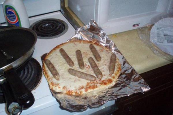 niversiteyi kazanmak herkesin hayali olabilir ama renci evinde yaamak bazen hayalden tesini gerektirir