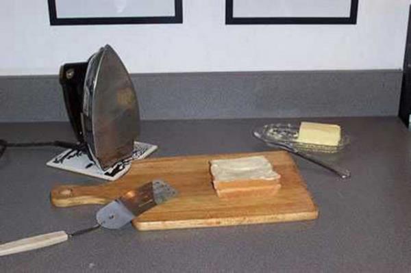 niversiteyi kazanmak herkesin hayali olabilir ama renci evinde yaamak bazen hayalden tesini gerektirir