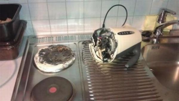 niversiteyi kazanmak herkesin hayali olabilir ama renci evinde yaamak bazen hayalden tesini gerektirir