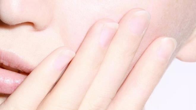 Bilim insanlar yllardr yalanmay aratryor ve zaman geri almann yollarn aryor.    Her yeni yeni yl, zamann akmaya devam ettiini hatrlatan yllk bir hatrlatc.    2023 ylna baktmzda bilim insanlar yalanmann srlarn zyor, yeni potansiyel tedavileri ortaya karyor ve salkl yaam tarz alkanlklarna daha fazla arlk veriyor.