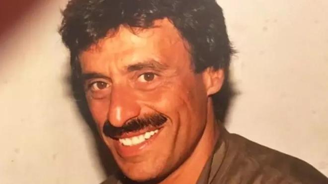 evket Altu, Trk sinemasnn ve Trk tiyatrosunun usta aktrlerinden biri olarak n plana kabiliyor. Ayrca usta sanat uzun sredir ekranlardan uzakta bir yaam srdryor. Bu nedenle yllar sonraki hali de merak edilebiliyor. te yandan pek ok baarl projede grev stlenen usta sanat evket Altu, yine kendisi gibi sanat olan Jale Altu ile evli.