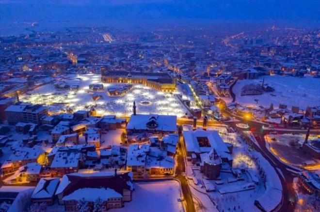 3. ERZURUM    Geldik ilk 3'e! 25 numaral plakas ile Erzurum da bu listede.