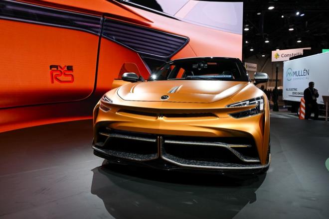 ift elektrik motoruna sahip olan crossover, 1000 beygir g ve 1151 Nm tork retiyor. Performans arac bu sayede 0'dan 100'e hzlanmasn 2 saniyede tamamlyor.