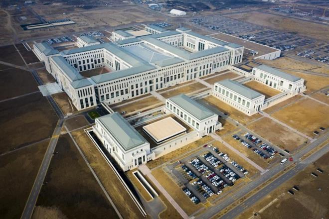 6 SORUDA MT BAVURUSU    MT, bavuruda bulunmak isteyen kiilerle alakal en ok merak ettikleri sorulara yant verdi. te MT'te almak isteyenlerin merak ettikleri 6 soru ve yant;    1- Vcudunda dvme olan i bavurusu yapabilir mi?    MT'in internet sitesinde, i bavurusunda merak edilen sorular ve yantlar da yer ald. O sorularn bazlar yle:    2- Trkiye Cumhuriyeti vatanda deilim.  bavurusu yapabilir miyim?    Hayr.  bavurusunda bulunabilmeniz iin Trkiye Cumhuriyeti vatanda olmanz gerekir.