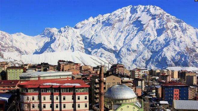 ADNKS sonularna gre 2022 ylnda gen nfus orannn en yksek olduu il, %22,0 ile Hakkari oldu.