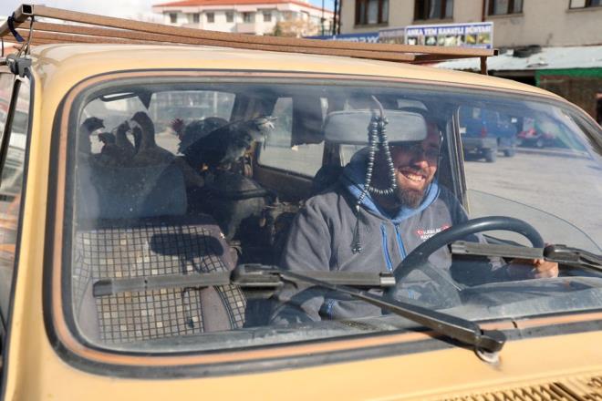 Kasalak, amac�n�n organik �r�nlere herkesi al��t�rmak oldu�unu da belirtti. Kasalak'�n planlar� aras�nda b�y�k �iftlik sahibi olmak da var.