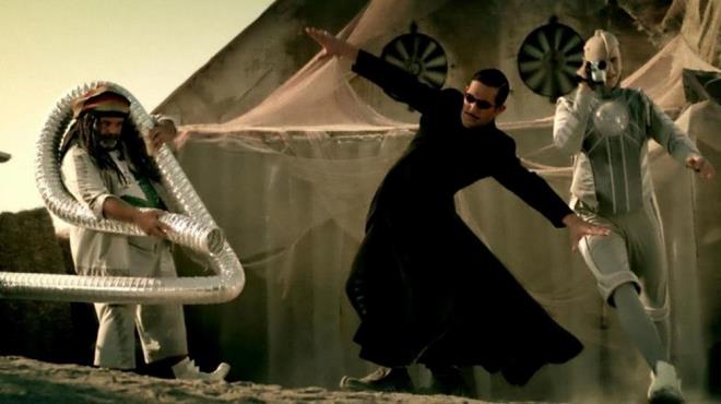 G.O.R.A, senaryosunu Cem Y�lmaz'�n yazd��� y�netmenli�ini �mer Faruk Sorak'�n �stlendi�i  T�rkiye'nin uzay temal� filmlerinden biridir.    Film, �stanbul'da ya�ayan Arif'in (Cem Y�lmaz) uzayl�lar taraf�ndan ka��r�lmas�yla ba�lar. Arif, G.O.R.A adl� uzayl� gezegenine g�t�r�l�r ve burada bir dizi komik olaya kar���r.