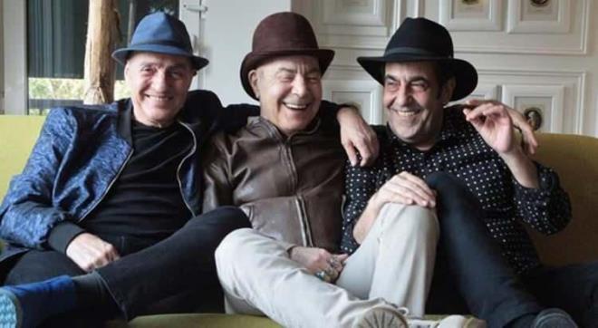 Sevenlerine mjdeli haberi sosyal medya zerinden veren Mazhar Alanson ile Fuat Gner," Kaderde bu da varm" szleri ile duygusal bir mesaj yaynlad.