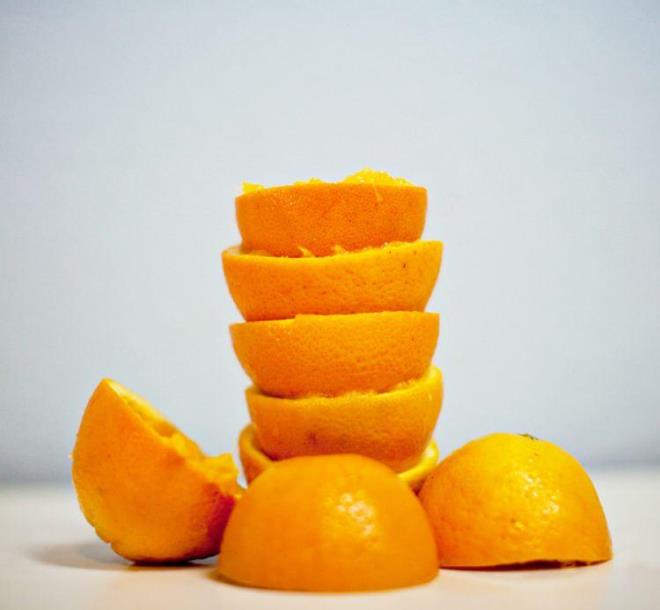 E vitamini ve birok benzersiz antioksidanla dolu olan i kabuklar dorudan cilde uygulamak, iltihapl durumlar temizleyebilir, ayn zamanda krklklar ve yallk lekelerini nlemeye yardmc olur.