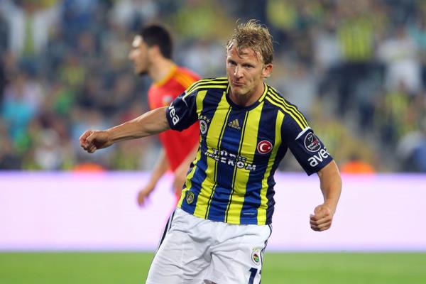 8.Dirk Kuyt-2,750 milyon euro
