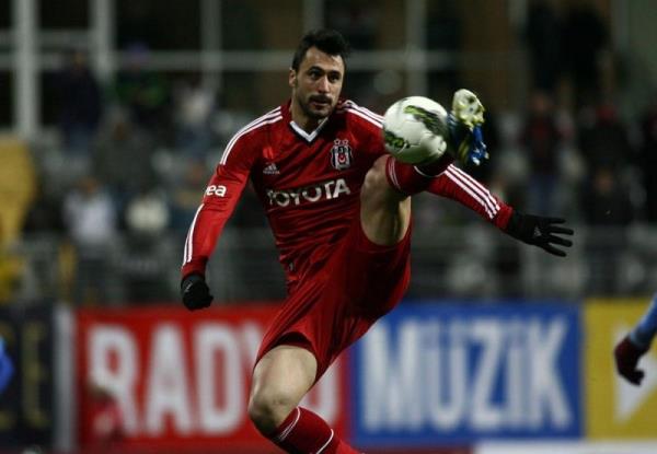 10.Hugo Almeida-2,5 milyon euro