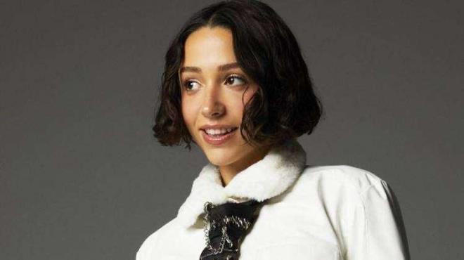 mza karl iki isme 200'er bin Euro deme yapan irket, arkclarn bal olduu menajerlik irketlerine nce n deme yapt ve ksa bir sre sonra da tm bedeli banka araclyla yatrd. Anlamaya gvenen irket, ayrca konserler iin ilanlar da bastrarak Almanya'nn  ehrinde konser alan bulup kiralama creti dedi.