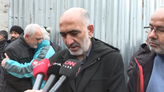 "RABBM BZE BR MEZAR NASP ETT"    Baba Osman Elmas da "ok kr ki cenazemiz var, Rabbim bize bir mezar nasip etti, gidip bana duamz yapacaz. Aramalarmz istediimiz neticede olmasa da bulduk ok kr." dedi.