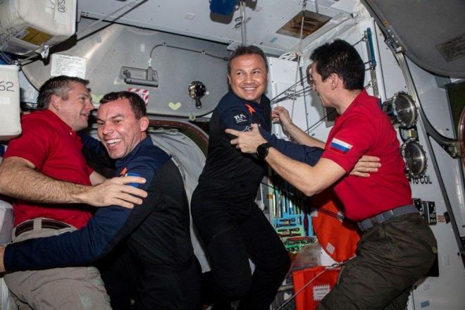 Gezeravc, uzayda kald 14 gn boyunca eitli niversite ve aratrma kurumlarnda misyon iin hazrlanan, TUA ve TBTAK Uzay Komisyonunca belirlenen 13 nemli deney almas yapacak.