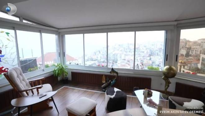 ��te Erman Toro�lu'nun evinden baz� kareler...