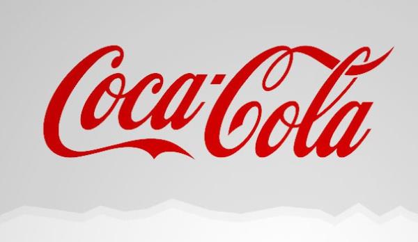ecek firmas Coca Cola ismini karmn tatlandran "Coca" yapraklar ve "Kola" fstndan alyor. Kurucusu John S. Pemberton logonun daha iyi gzkmesi iin Kola'daki K'yi C'ye evirdi.