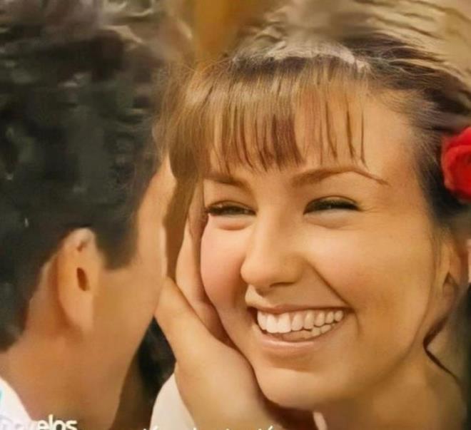 te Thalia'nn son hali...