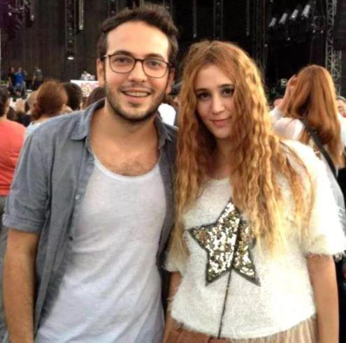 Bir dneme damga vuran "ok Gzel Hareketler Bunlar" ile adndan sz ettiren oyuncu Zeynep Koak'n deiimi sosyal medyann gndemine oturdu. nl oyuncunun son halini grenler gzlerine inanamad.